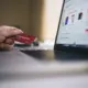 SEO para indústrias: como conteúdo técnico atrai compradores mais preparados